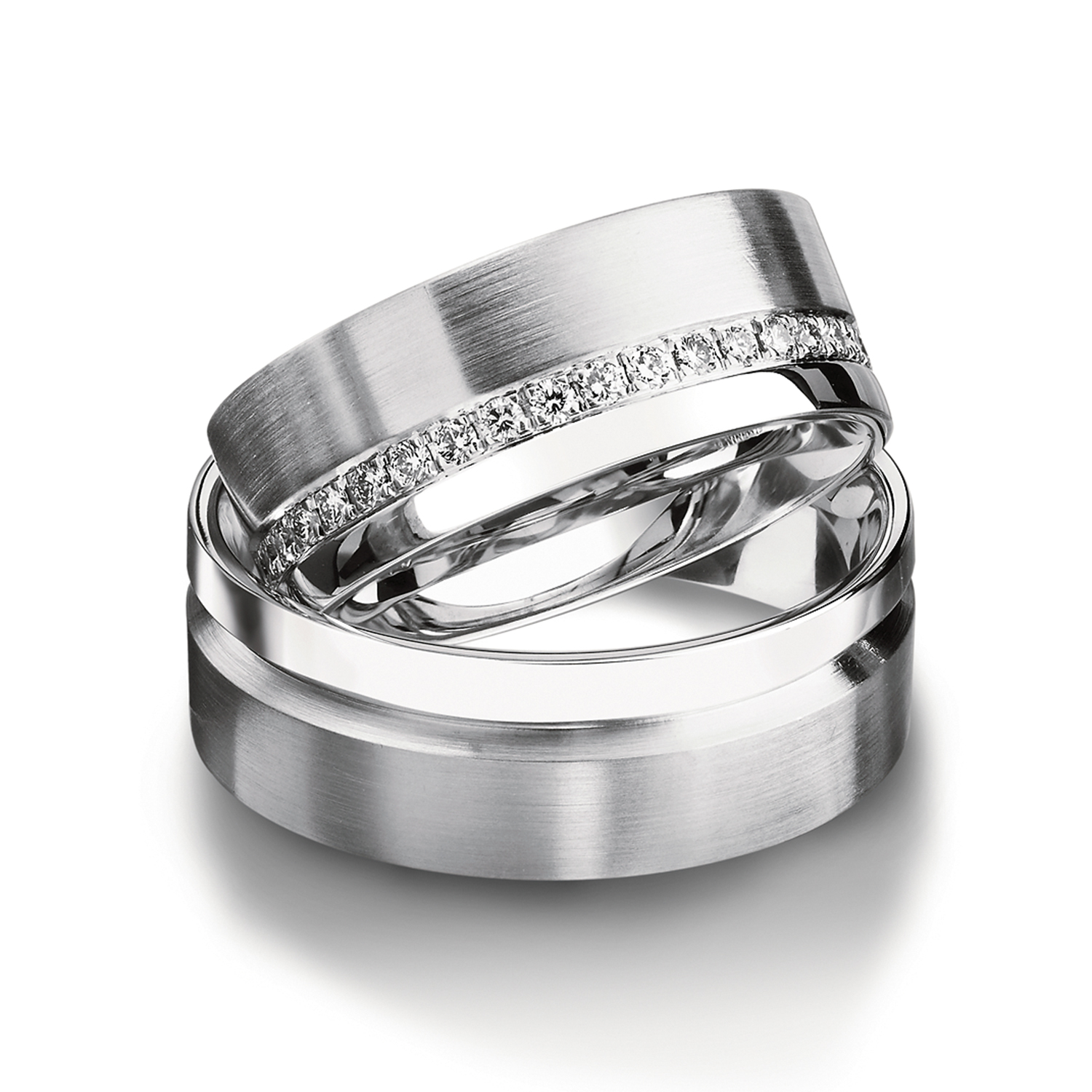 62-52490-0-0 Diamond rings in gold, platinum, palladium, carbon and black with diamonds Furrer Jacot