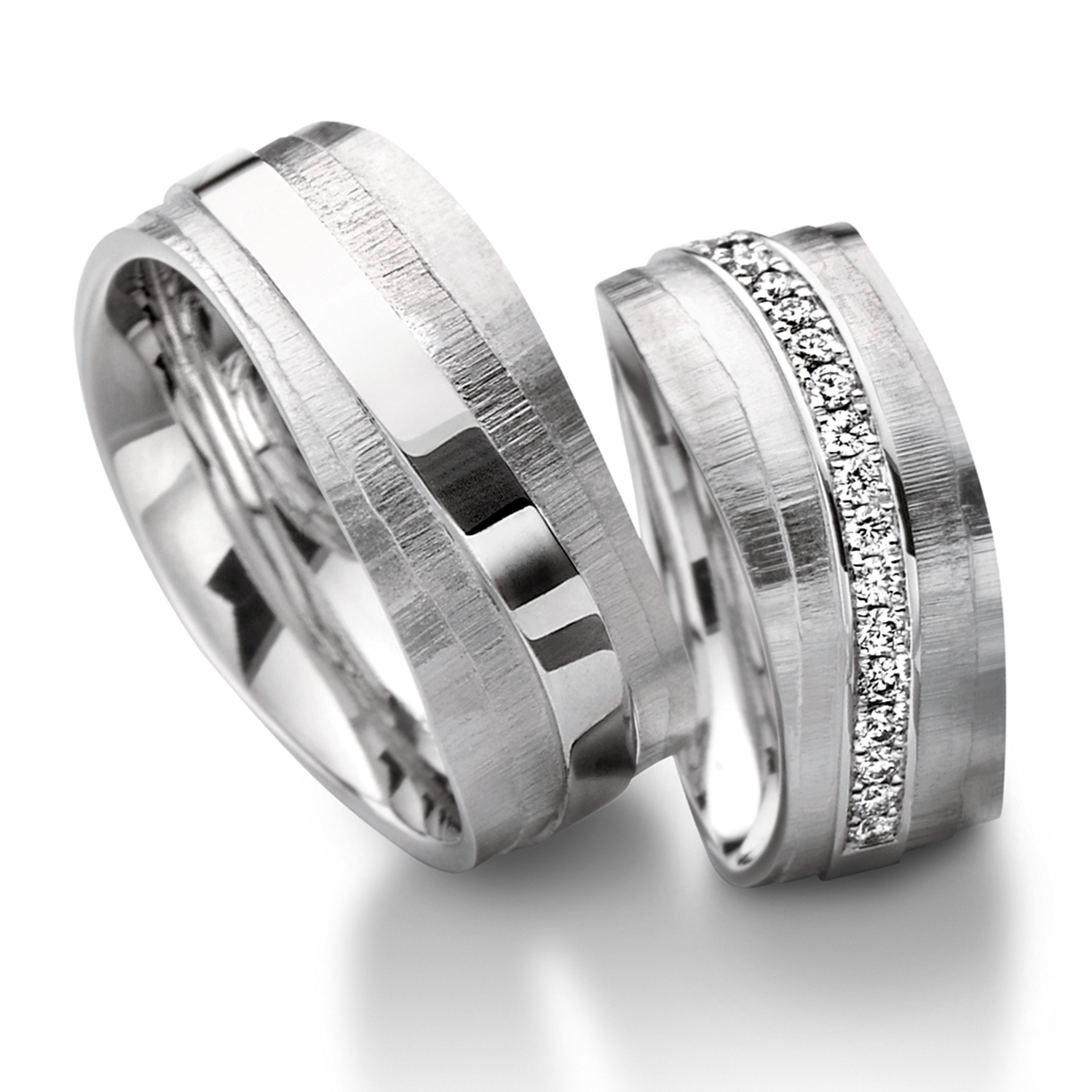 62-52900-0-0 Diamond rings in gold, platinum and palladium with diamonds Furrer Jacot