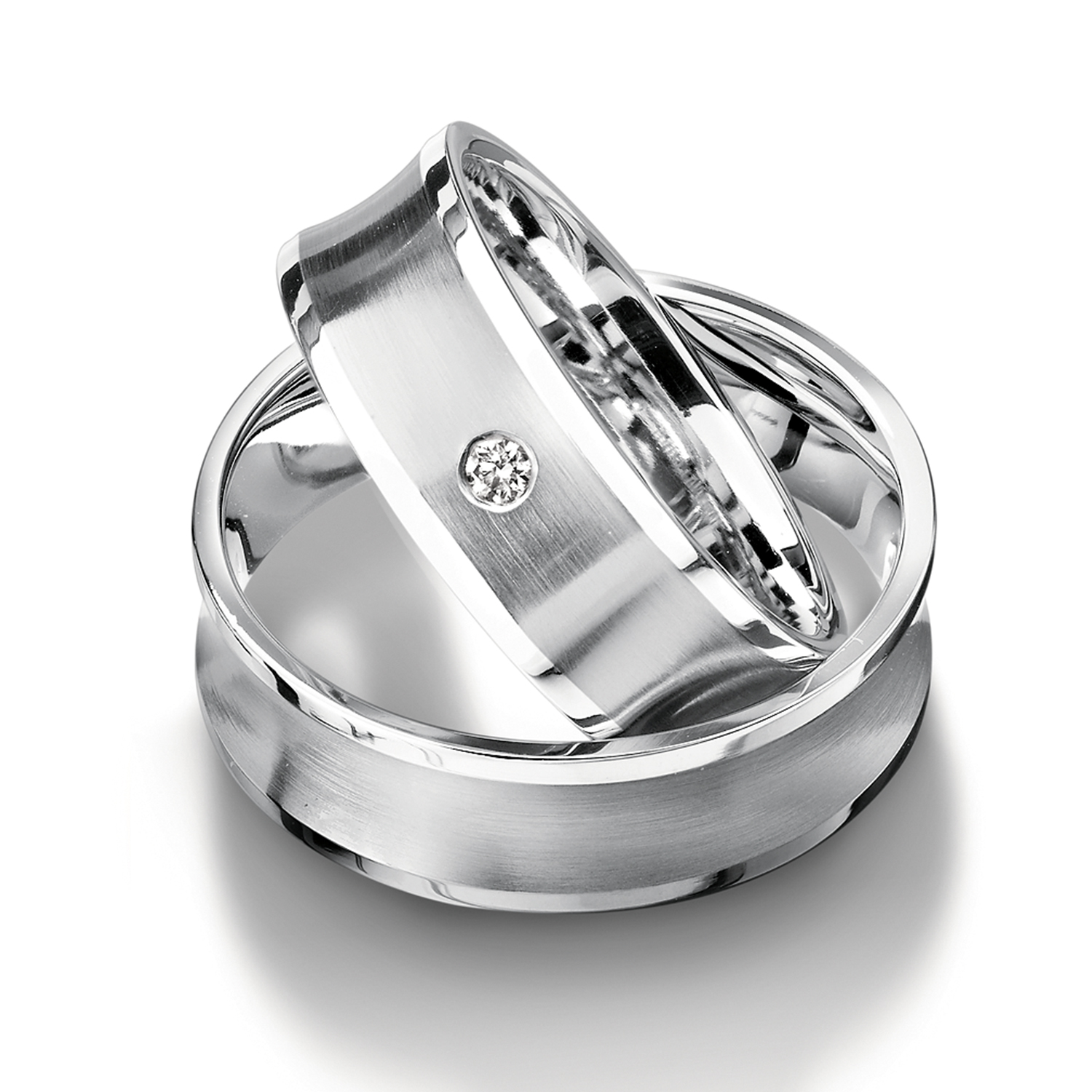 71-80730-0-0-white Rings in gold, platinum and palladium with diamonds Furrer Jacot