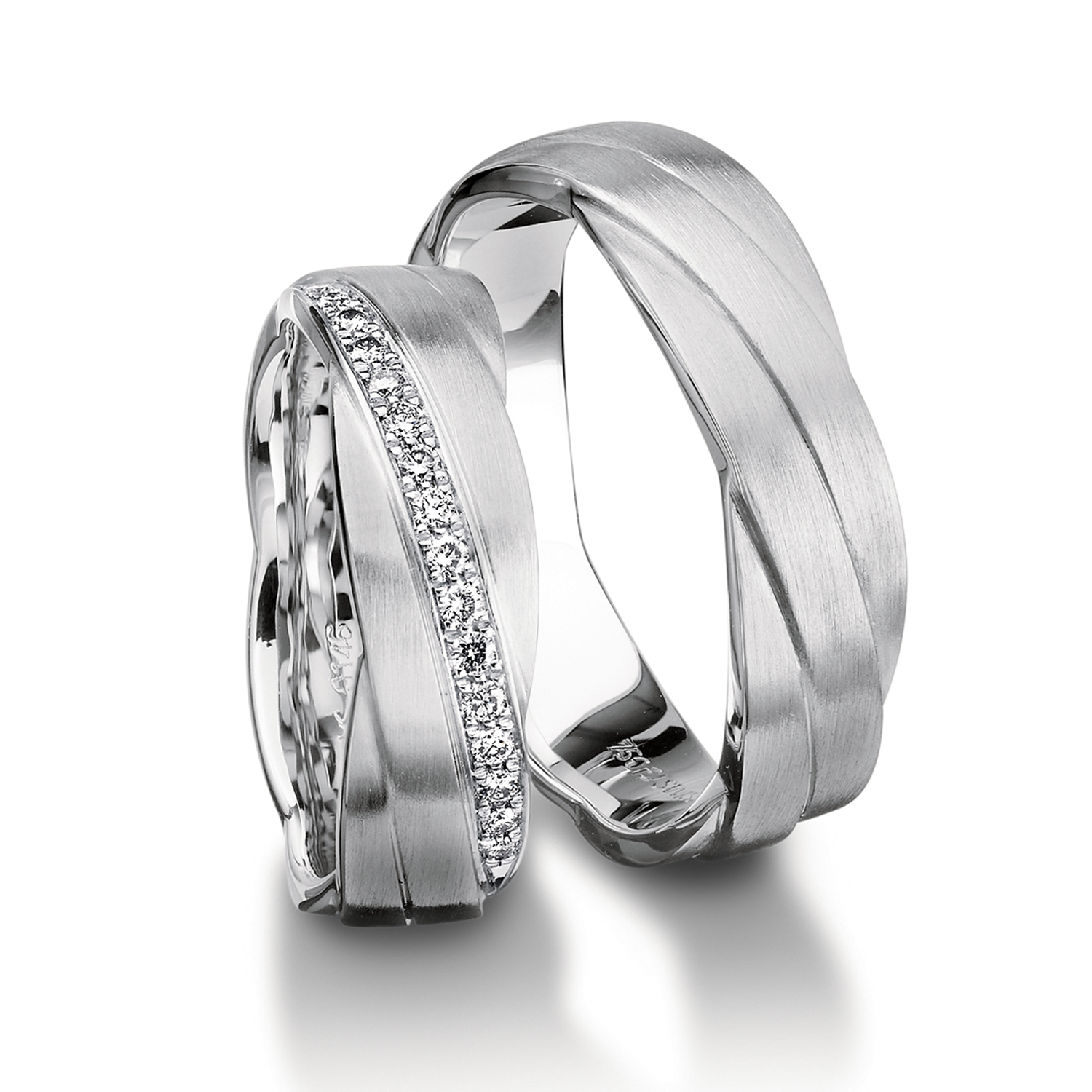 71-83060-0-0 Diamond rings in gold, platinum, palladium, carbon and black with diamonds Furrer Jacot