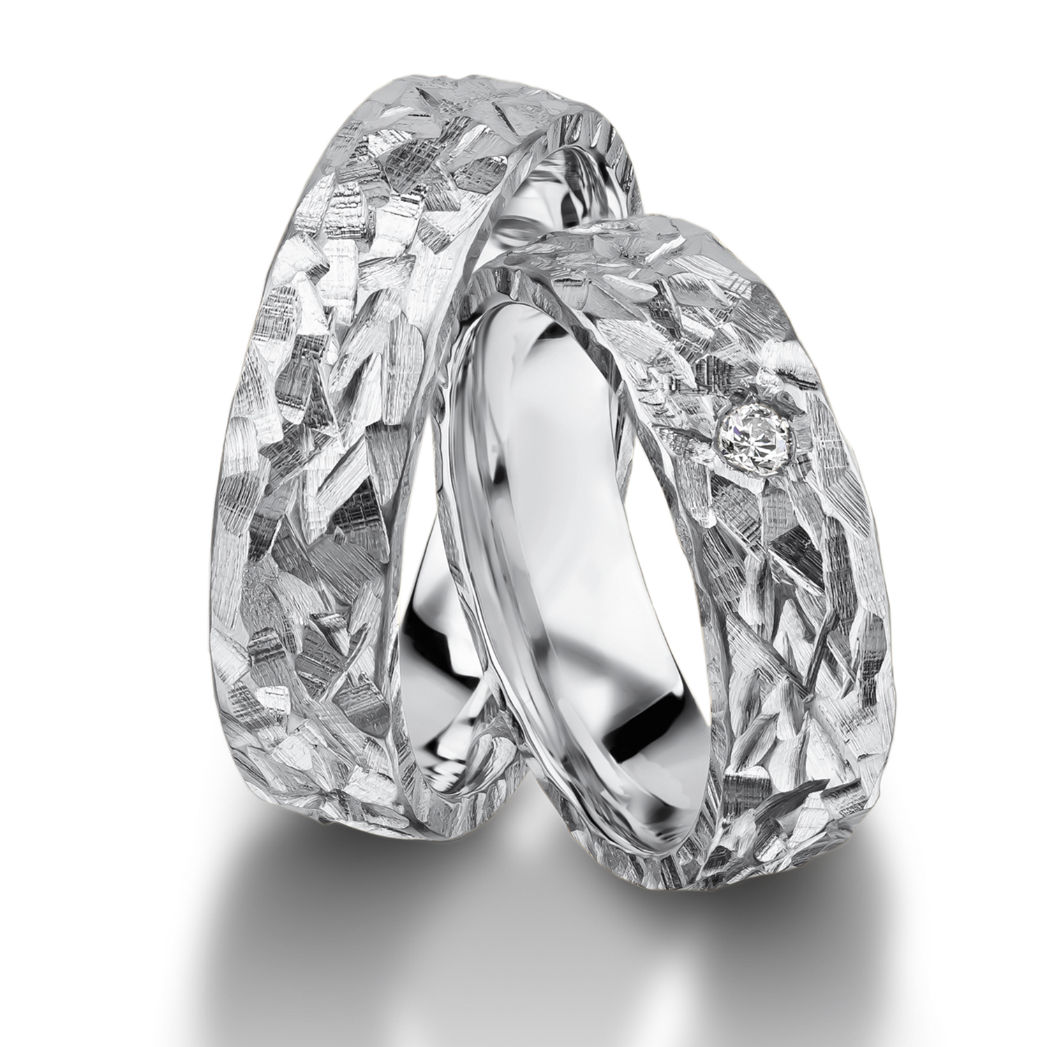71-84070-0-0-white Rings in gold, platinum and palladium with diamonds Furrer Jacot