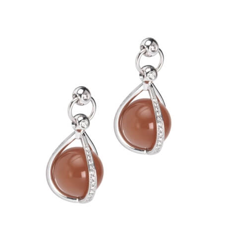 earrings with moonstones and diamonds Furrer Jacot