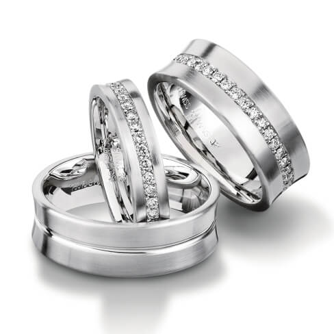 62-52570-0-0-white Diamond rings in gold, platinum, palladium and black with diamonds Furrer Jacot