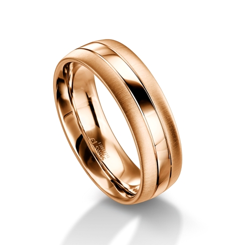 Man's world ring in red gold