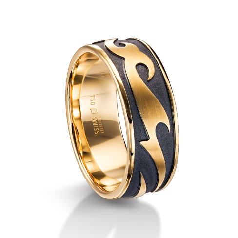 gents rings in gold and black