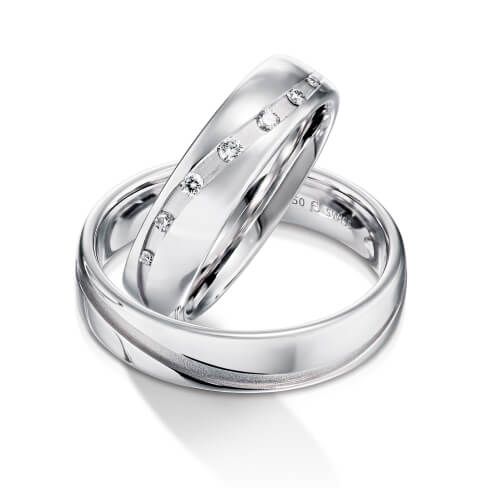 rings in gold, platinum and palladium with diamonds, wedding