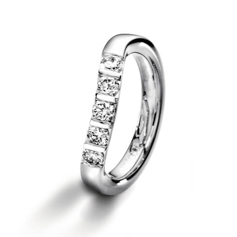 wedding bands, rings with diamonds in gold and platinum
